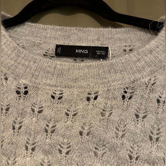 NWT Light HeatherGrey Knit Sweater Women’s Sz Small with Lurex detailing - Picture 2 of 7